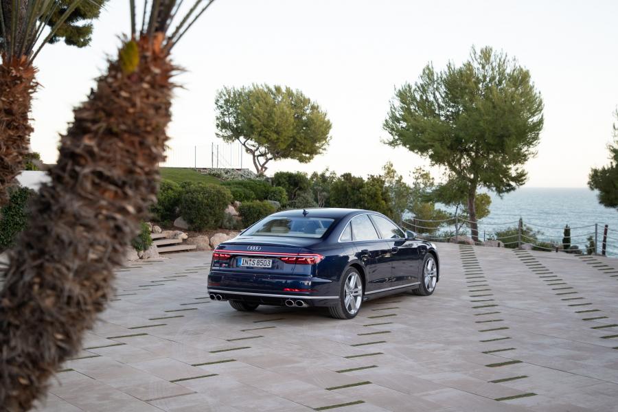  Audi S8 (D5) 2019 года  (WW) (фото 24 из 45)